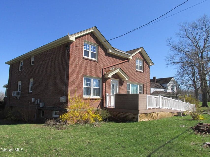 2236 New York 385, photo 4