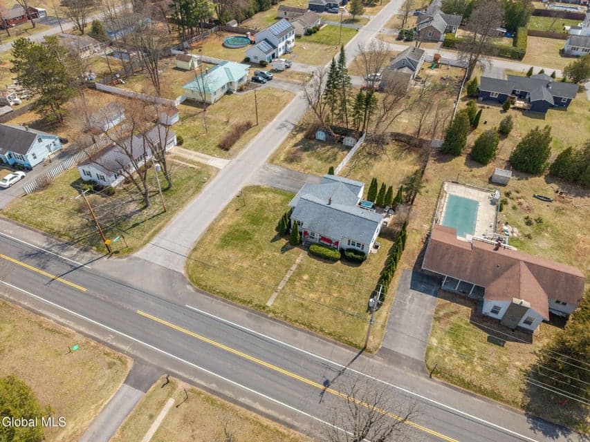 12 Bluebird Road, photo 3