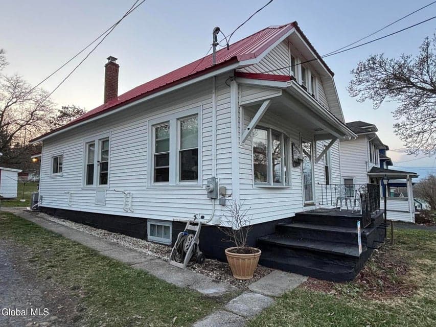 92-94 Reed Street, Canajoharie, NY, photo 2