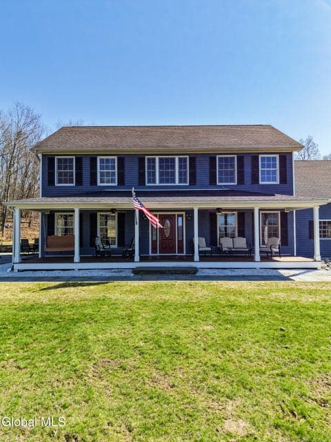 521 Hall Hill Road, photo 1