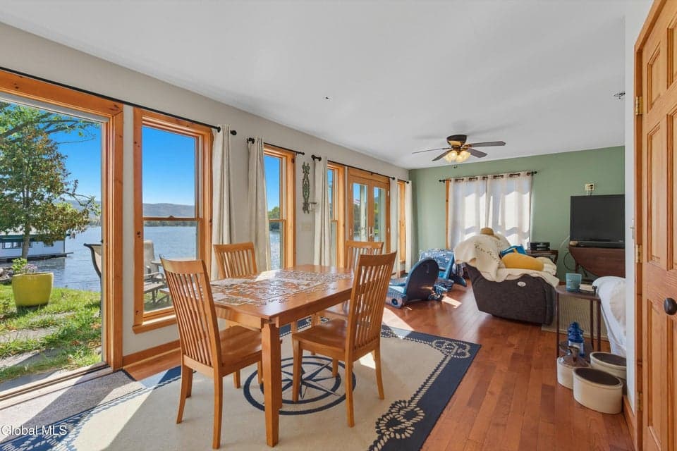 27 Water Street, photo 5