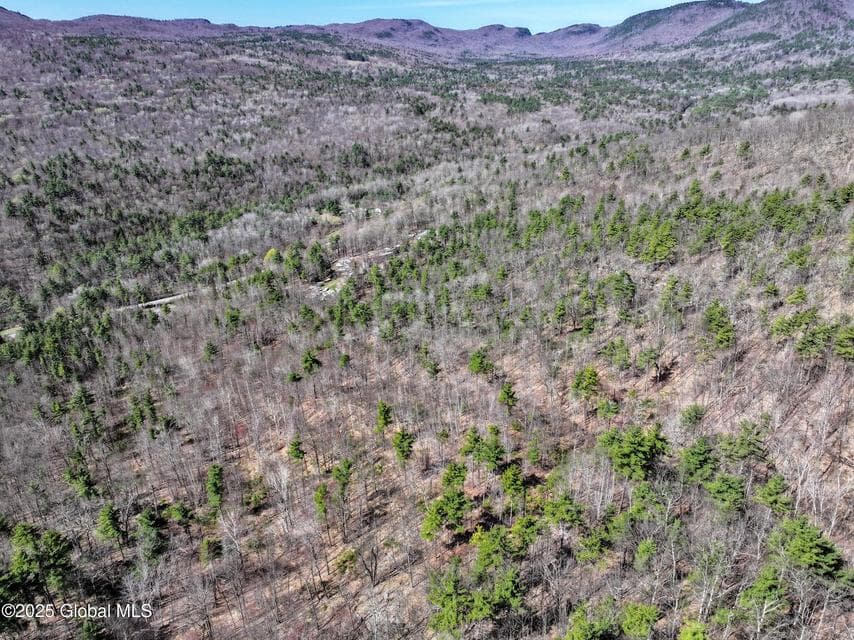 392 W Hague Road, photo 1