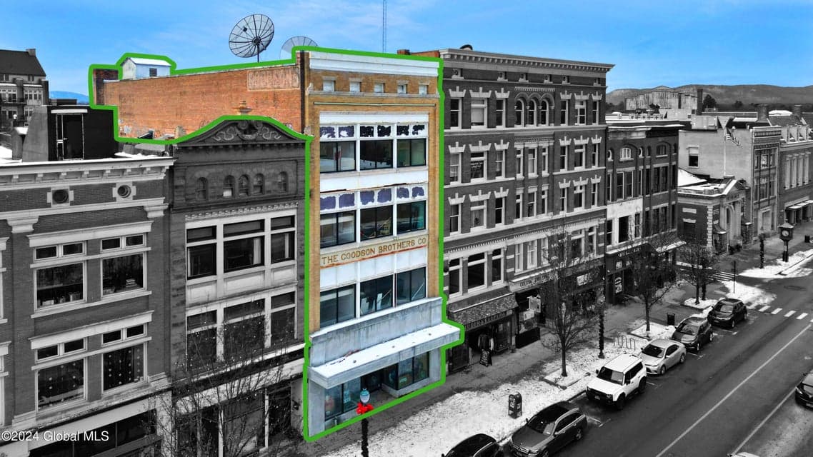 200 Glen Street, photo 3