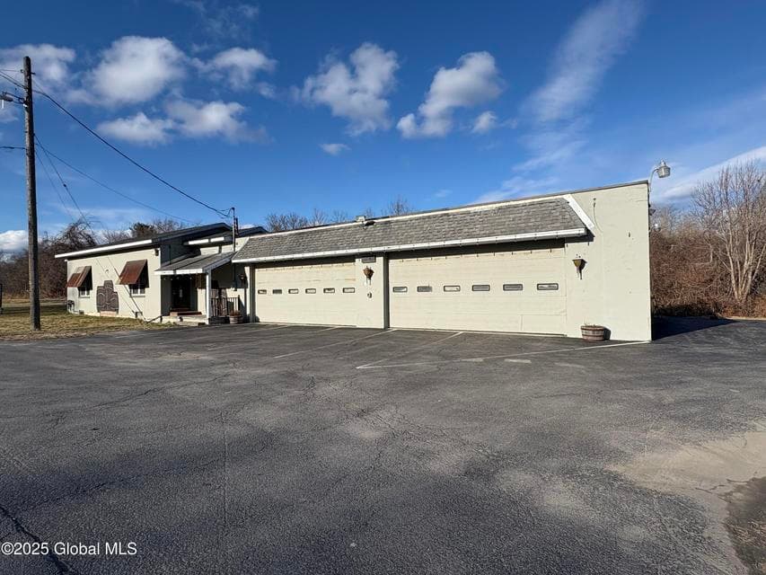 3304 Amsterdam Road, photo 3