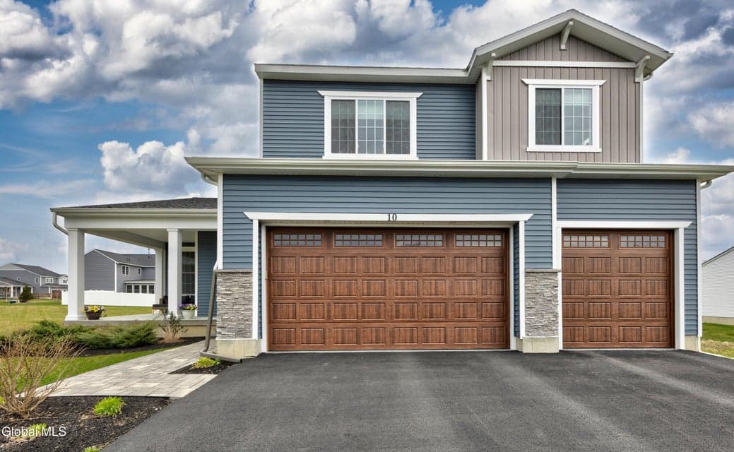 10 Penfield Drive, Clifton Park, NY, photo 2