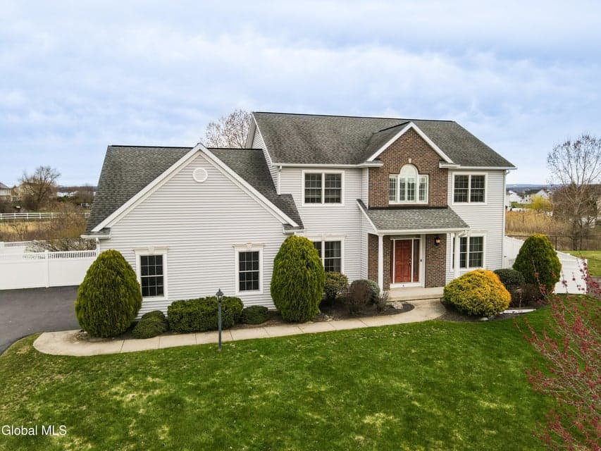 4 Teasdale Court, photo 1