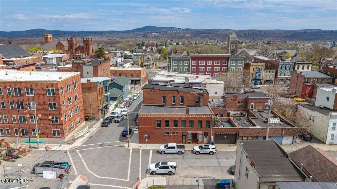 0.06 acres · Mixed Use, photo 5