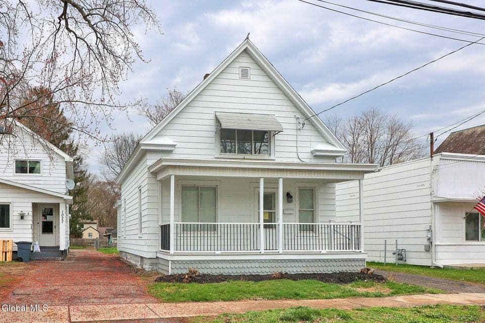 1031 Helderberg Avenue, photo 3