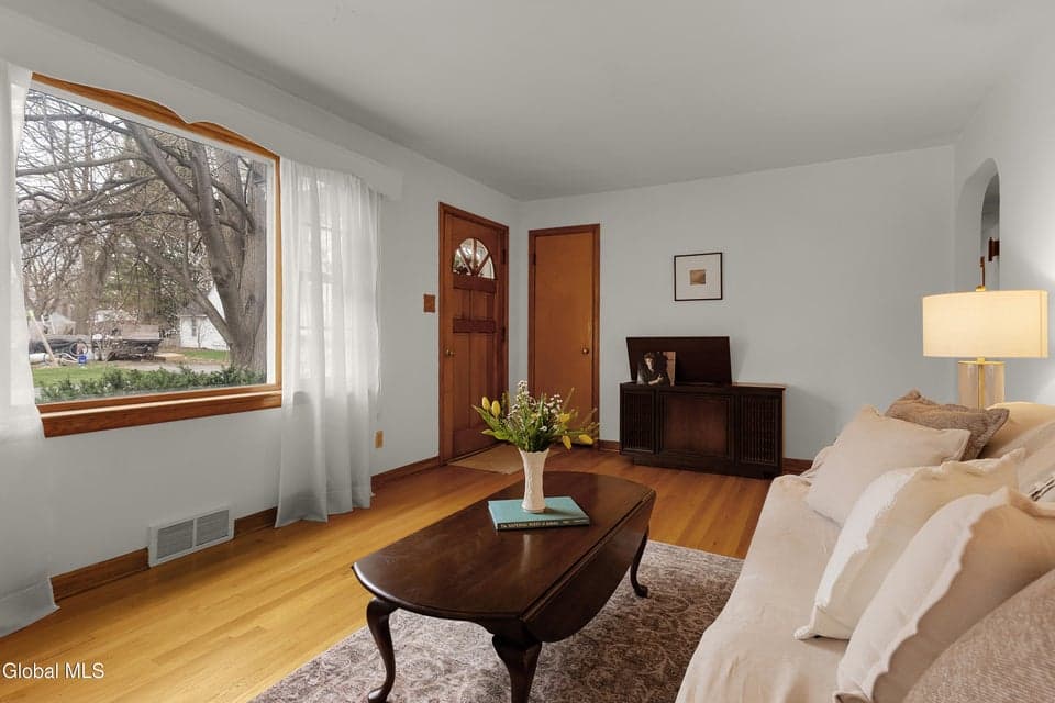 515 Beacon Street, Glenville, NY, photo 5