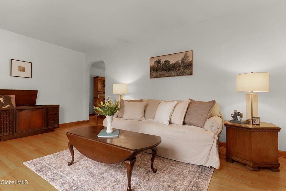 515 Beacon Street, Glenville, NY, photo 4