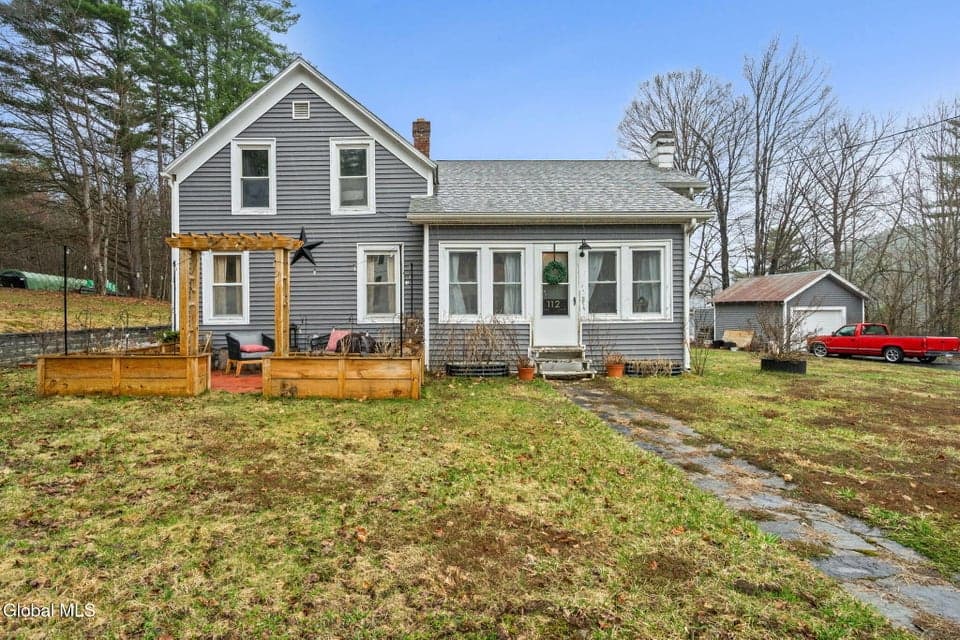112 Gifford Valley Road