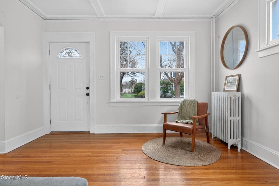 58 Woodrow Court, Troy, NY, photo 3