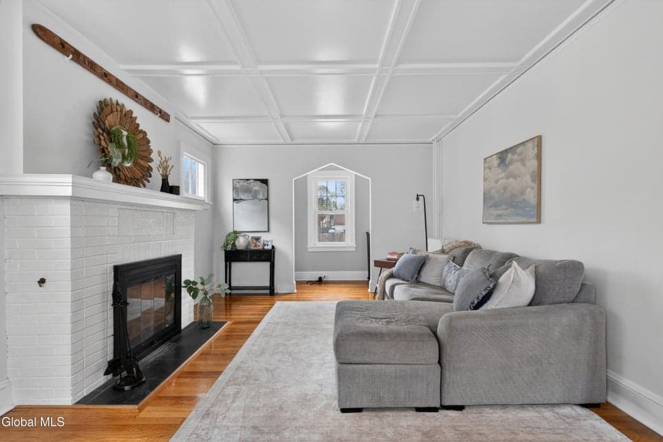 58 Woodrow Court, Troy, NY, photo 5