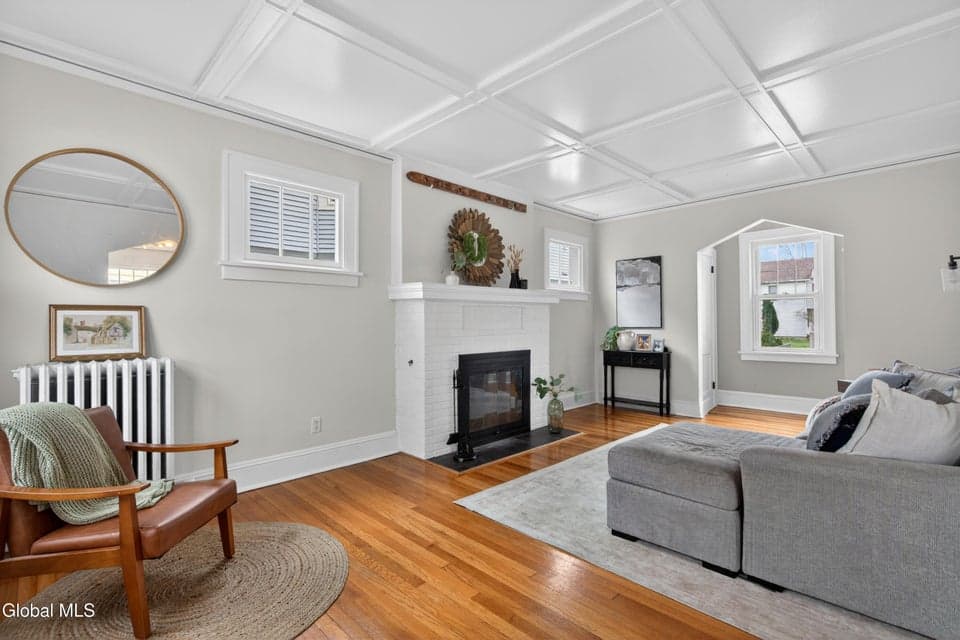 58 Woodrow Court, Troy, NY, photo 4