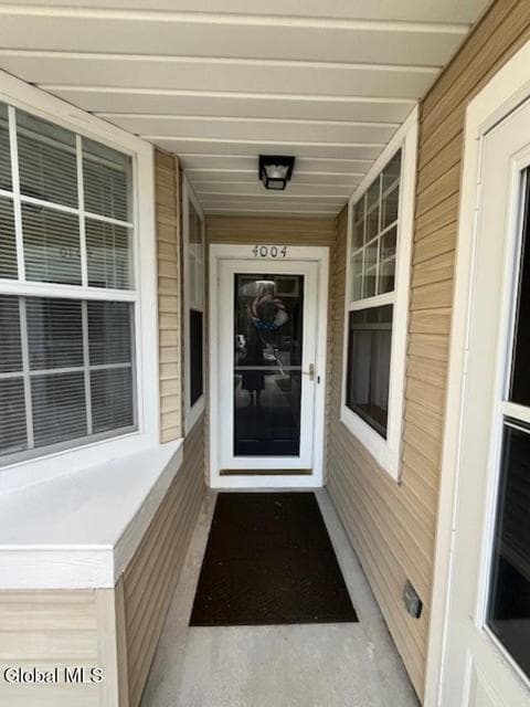 4004 S Foxwood Drive, photo 2