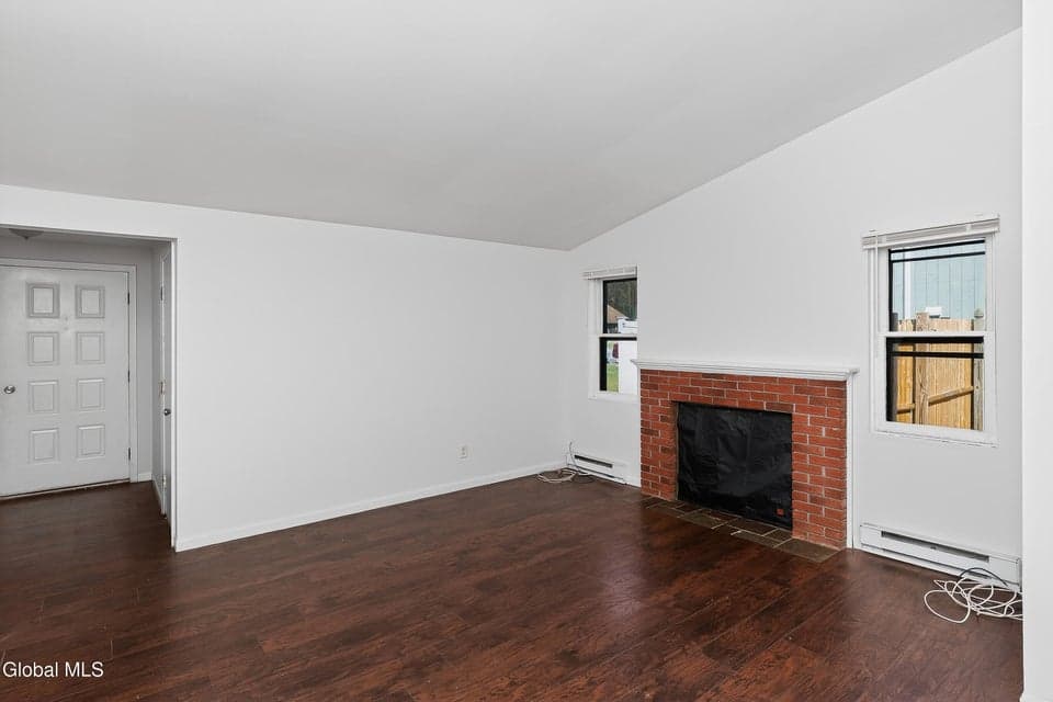 73 Pepper Bush Place, photo 5