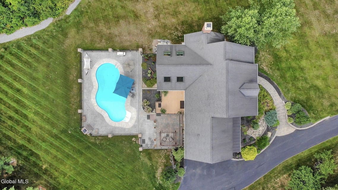9 Stable Lane, Saratoga Springs, NY, photo 2