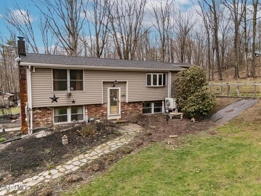 26 Rapp Road, photo 2