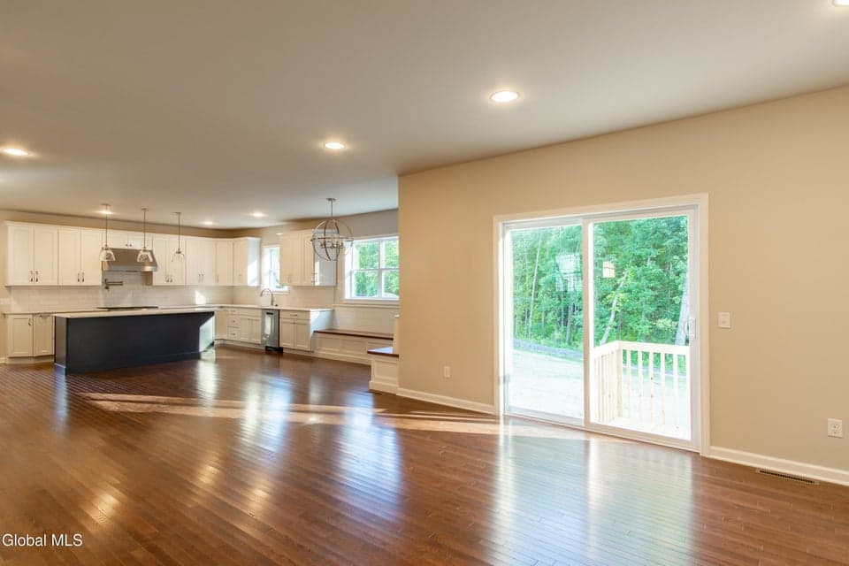 5 Mapleton Court, photo 5
