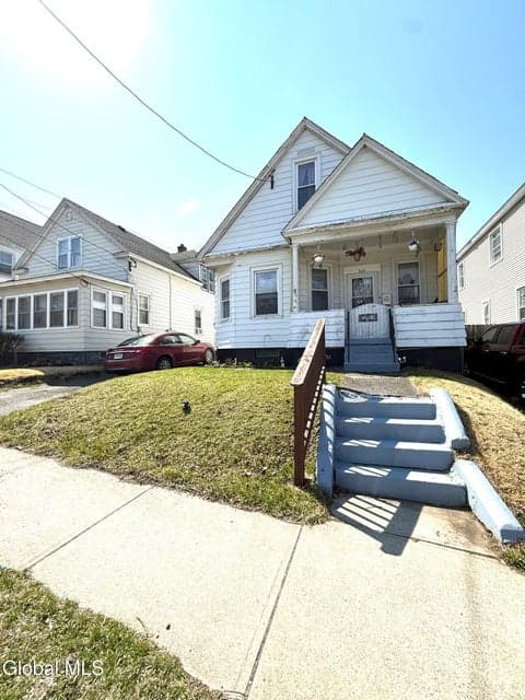 826 Salina Street, photo 2