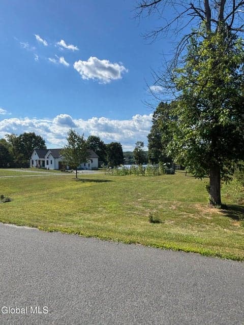 683 Knickerbocker Road, photo 5