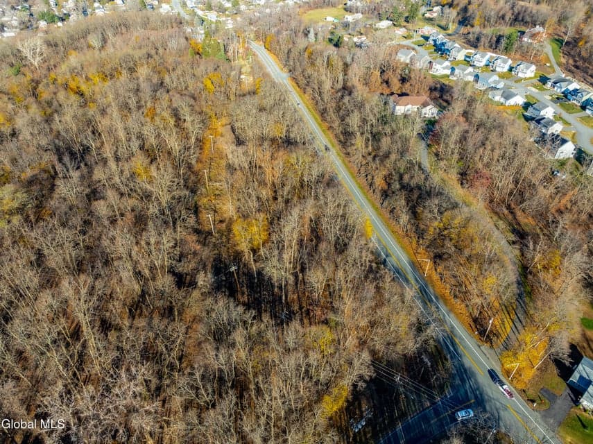 L3 Red Mill Road, photo 2