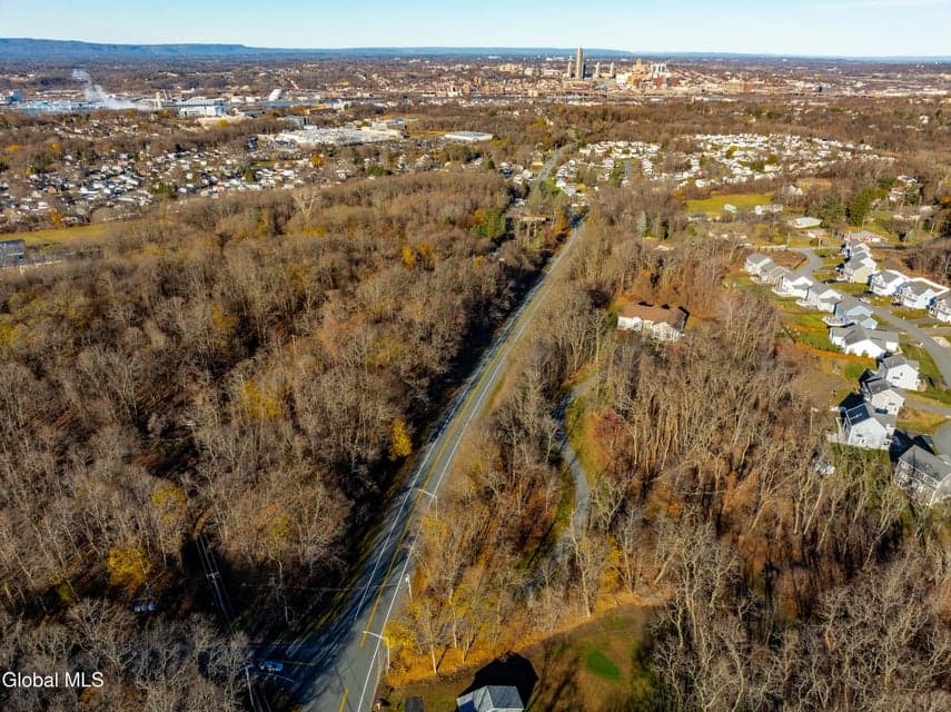 L3 Red Mill Road, photo 4