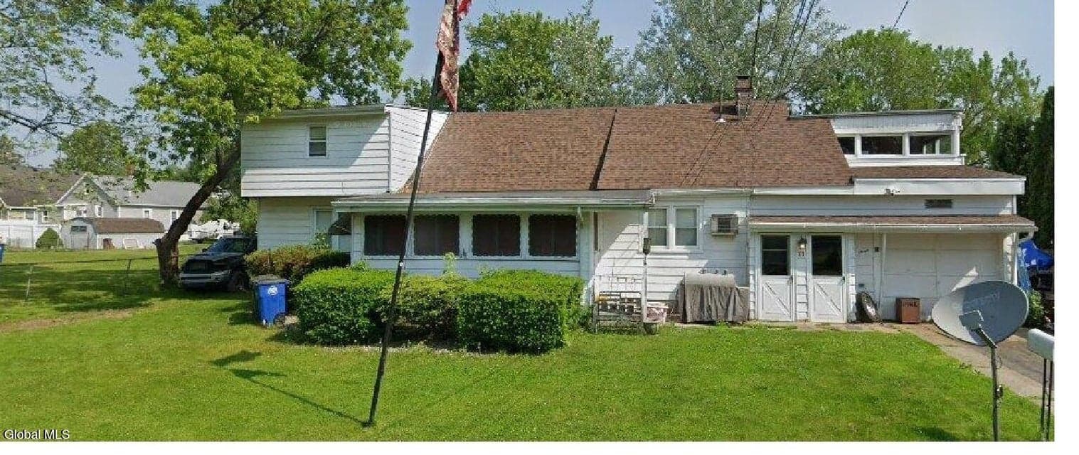 11 Miller Avenue, photo 1