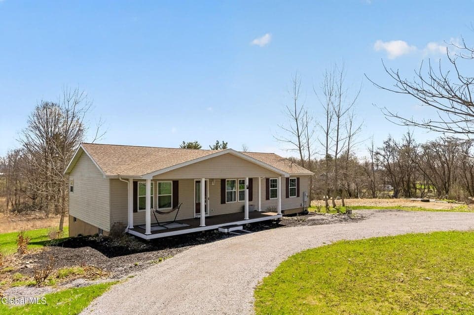 710 Dean Road, photo 2