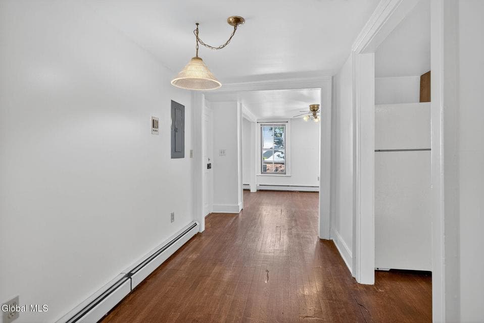 154 Jefferson Street, photo 4