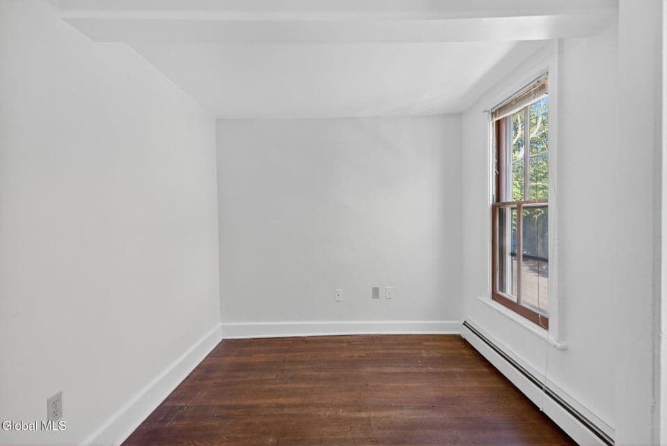 154 Jefferson Street, photo 5