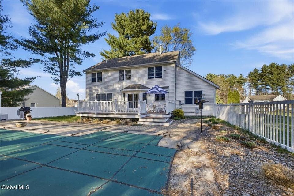 8015 Gregory Lane, Guilderland, NY, photo 5