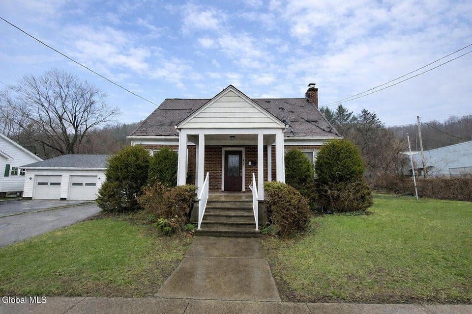 236 Burwell Street