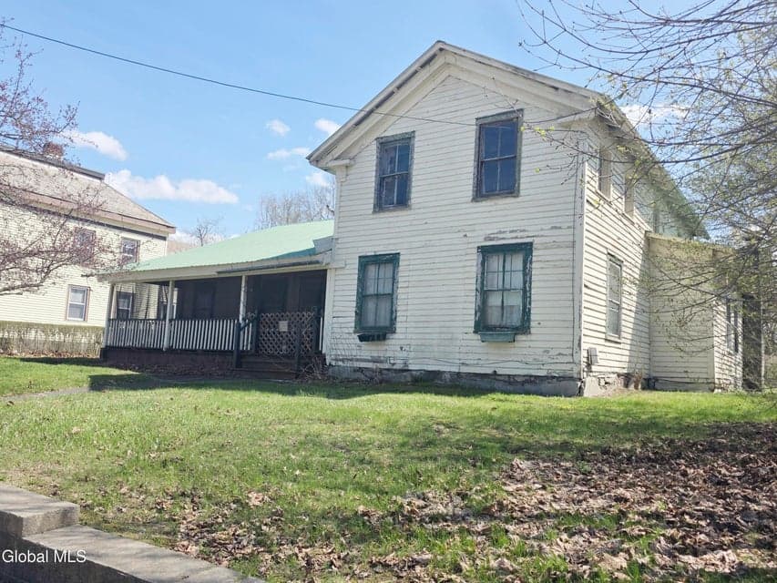 56 River Street, photo 1