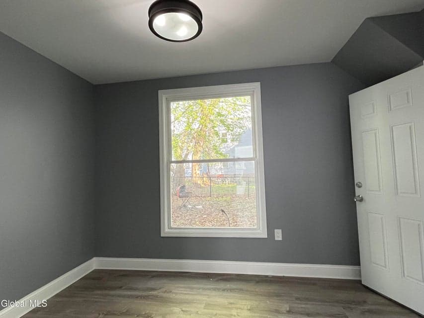 683 State Street, photo 3