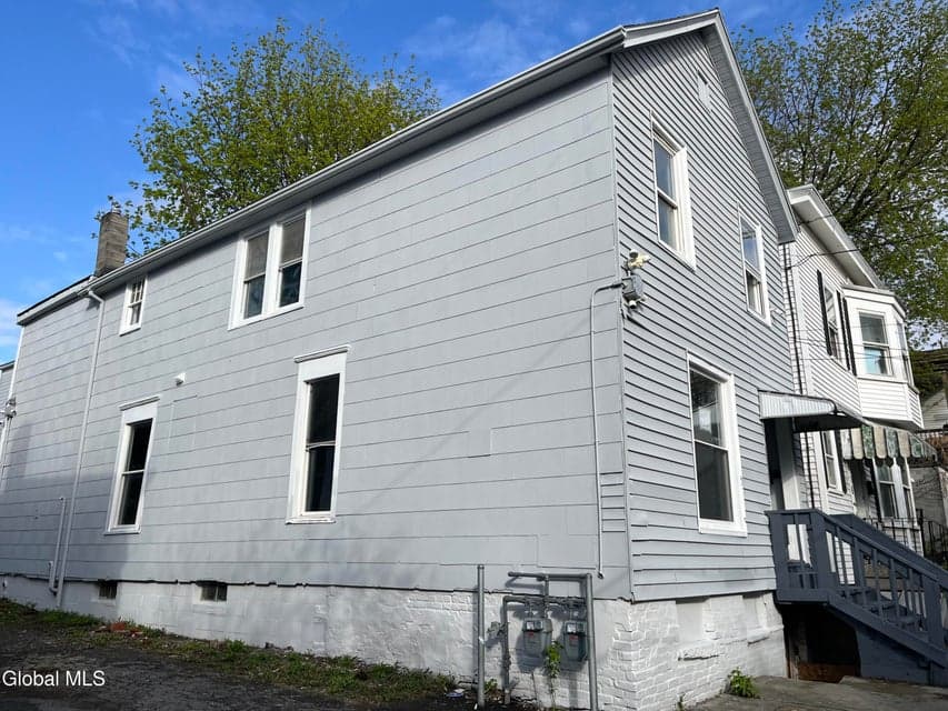 683 State Street, photo 1
