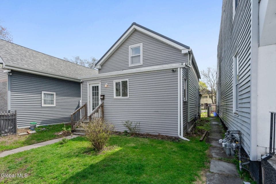 254 3rd Avenue, photo 4