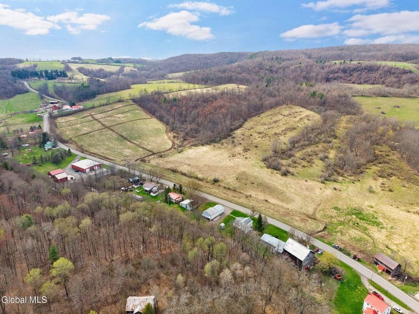 3260 County Road 31, photo 2