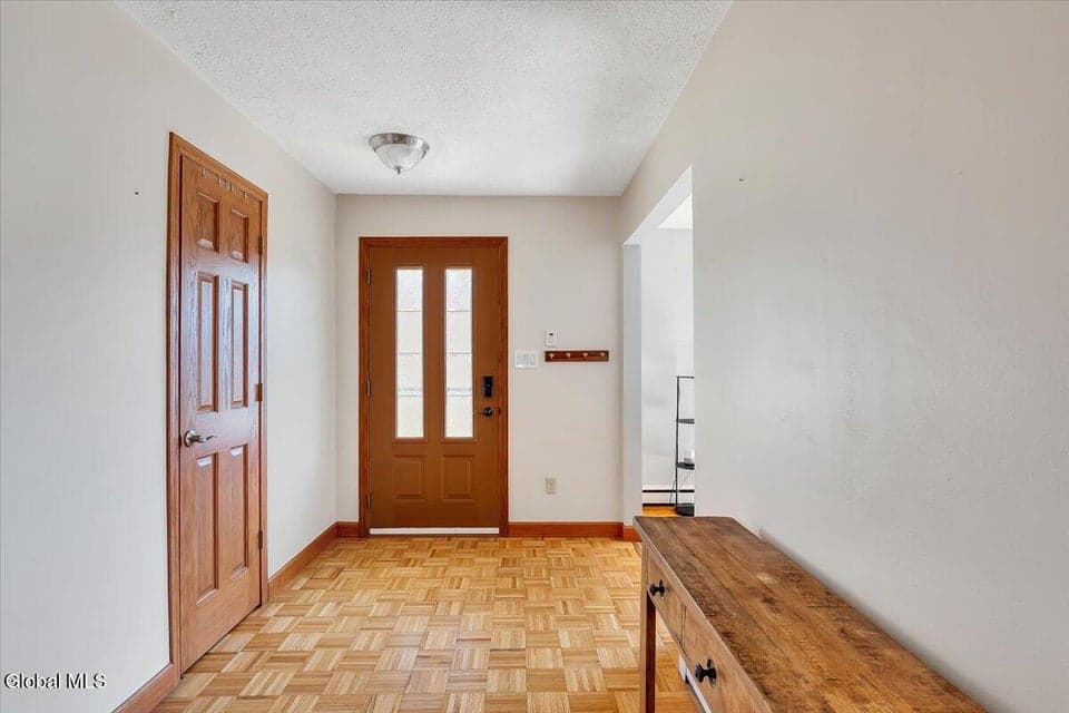 16 Denison Road, photo 3
