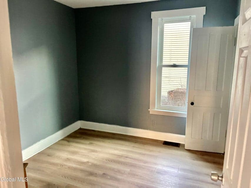 501 Paige Street, photo 5