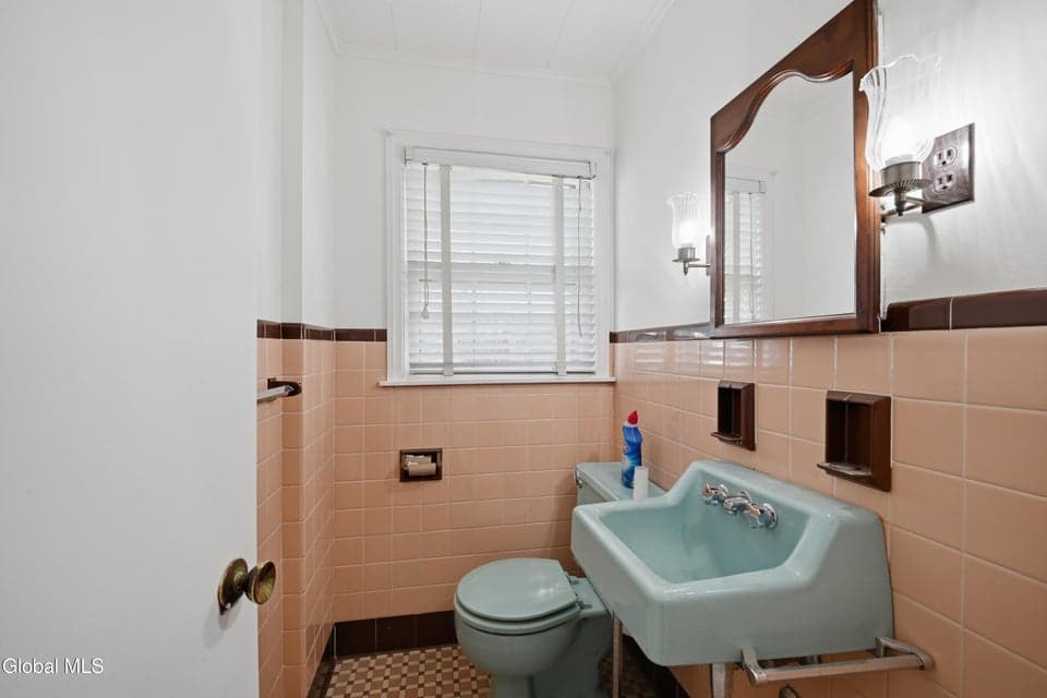 98 W Saint Stephens Lane, Glenville, NY, photo 4