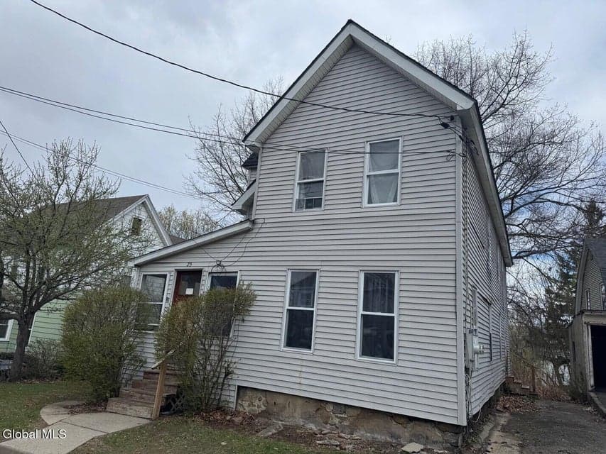 25 Steele Avenue, photo 1