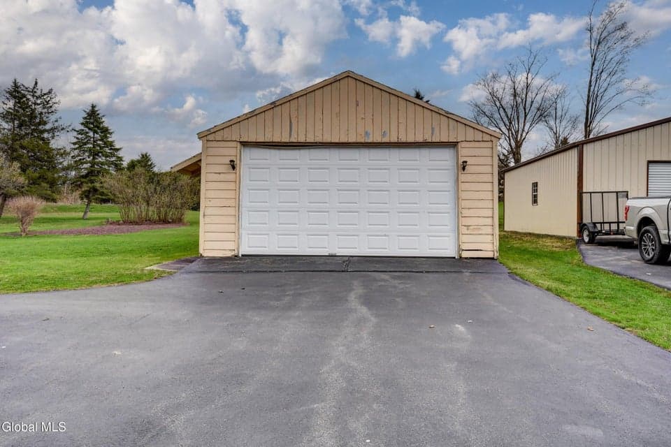 124 Auriesville Road, photo 3