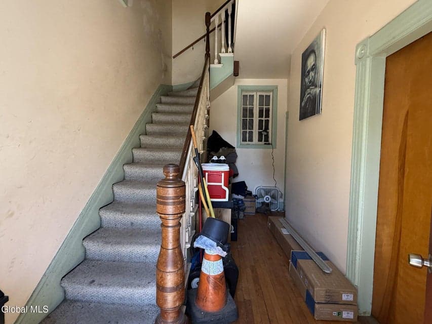 229 Green Street, photo 3