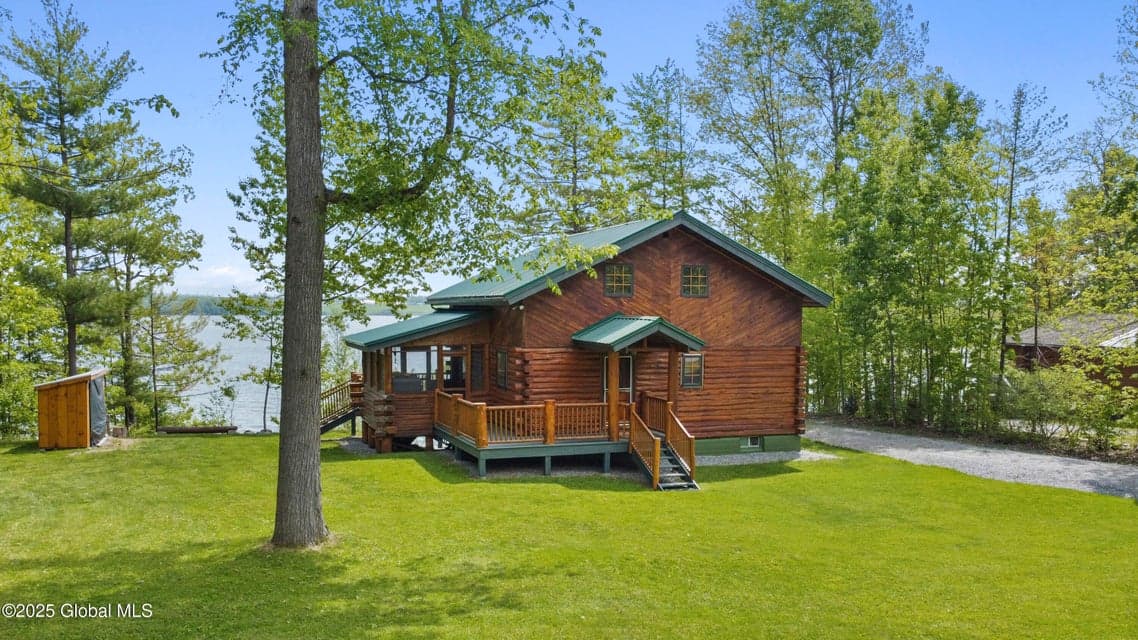 89 Captains Cove, photo 2