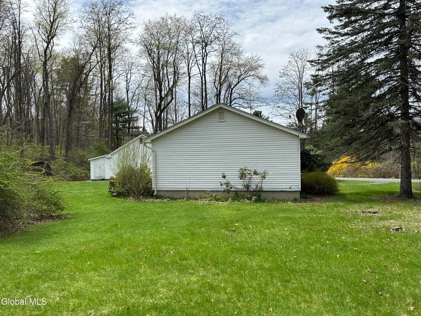 11 Kinderhook Lane, New Lebanon, NY, photo 3