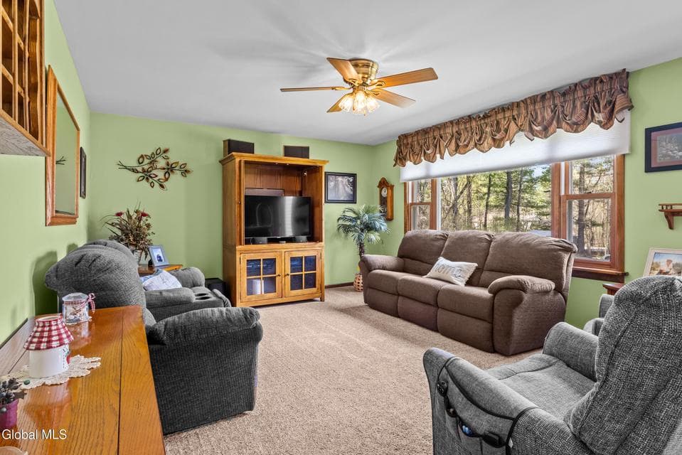 131 Toback Road, photo 5