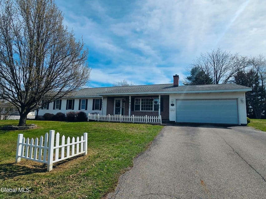 306 Jansen Avenue, Johnstown, NY, photo 1