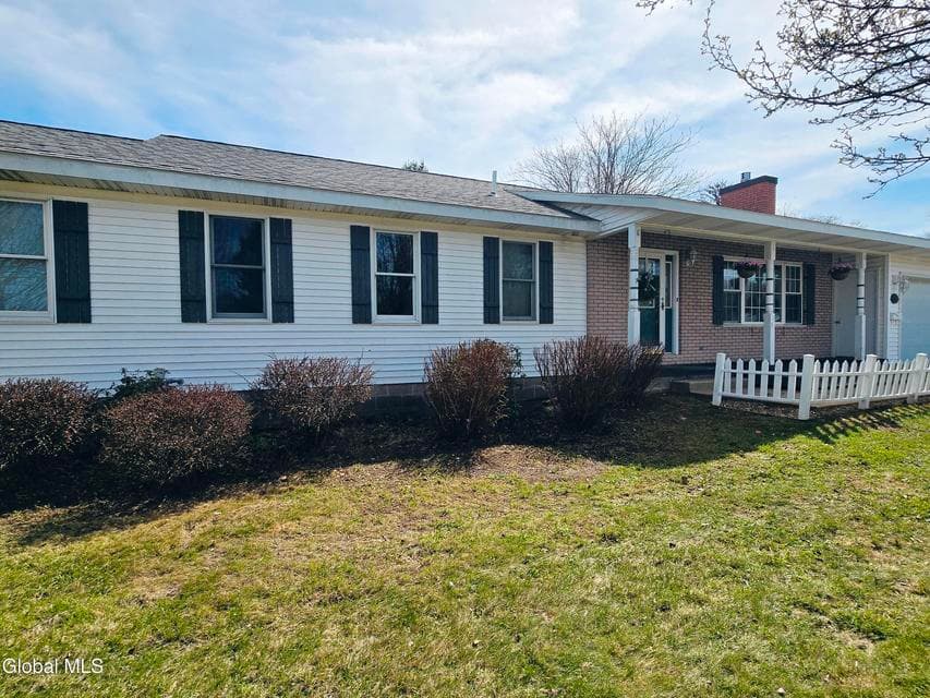 306 Jansen Avenue, Johnstown, NY, photo 4