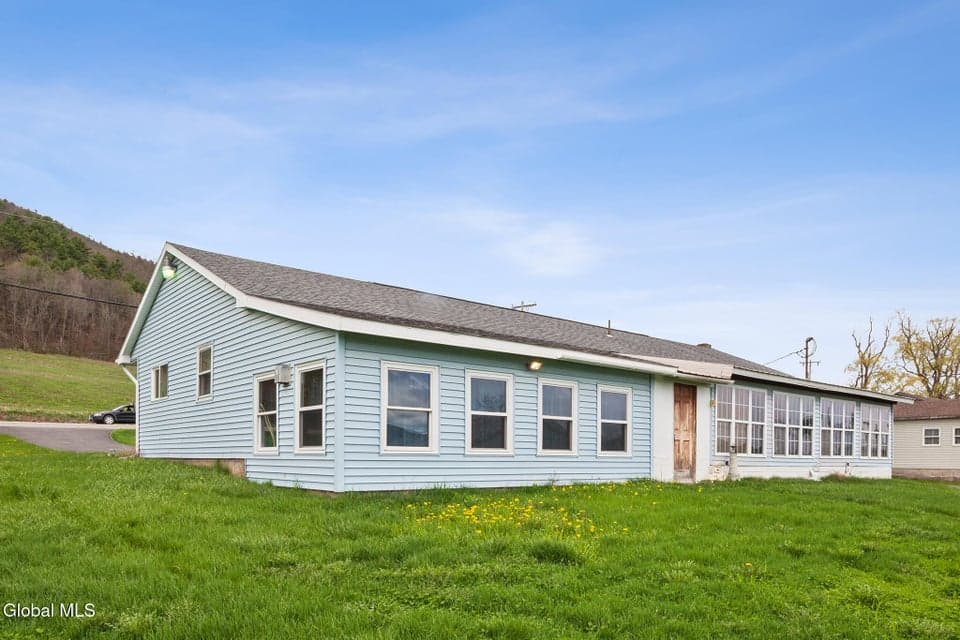 2642 State Route 145, photo 4
